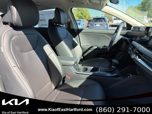 New 2026 Kia K4 EX FWD image 12