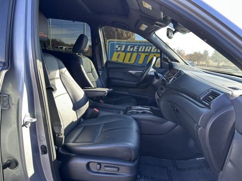 Used 2023 Honda Passport TrailSport image 19