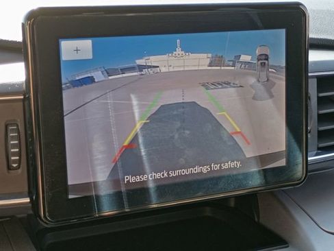 Used 2023 Ford Explorer XLT w/ Equipment Group 202A image 20