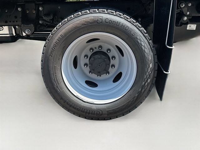 New 2026 Ford F550 4x4 Regular Cab Super Duty image 22