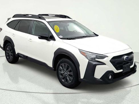 Certified 2025 Subaru Outback Onyx Edition AWD/4WD image 1