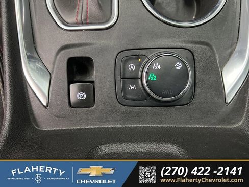 Used 2022 Chevrolet Traverse RS w/ LPO, Floor Liner Package AWD/4WD image 33