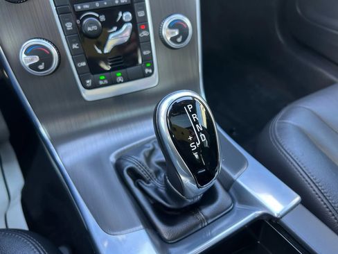 Used 2016 Volvo S60 T5 Premier w/ Convenience Package image 54