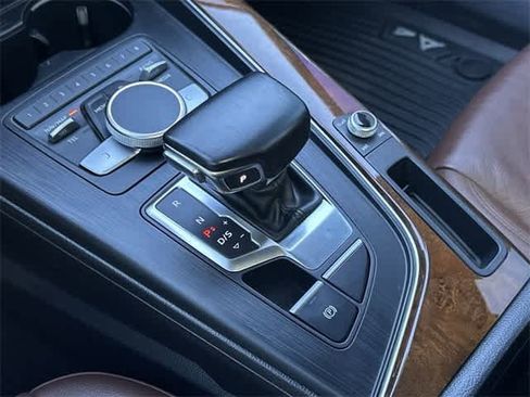 Used 2017 Audi A4 2.0T allroad Premium Plus w/ Technology Package image 29