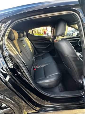 Used 2024 MAZDA MAZDA3 s FWD image 11