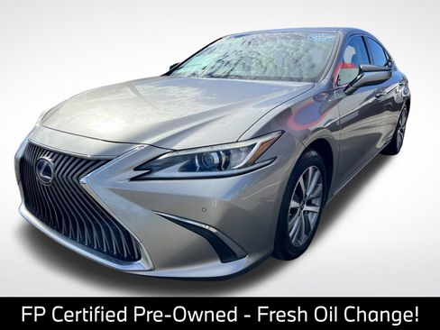 Used 2020 Lexus ES 300h w/ Premium Package FWD image 4