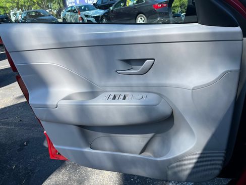 Used 2026 Hyundai Kona SEL Sport FWD image 18