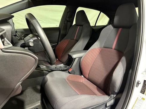 Certified 2025 Toyota Corolla SE image 7