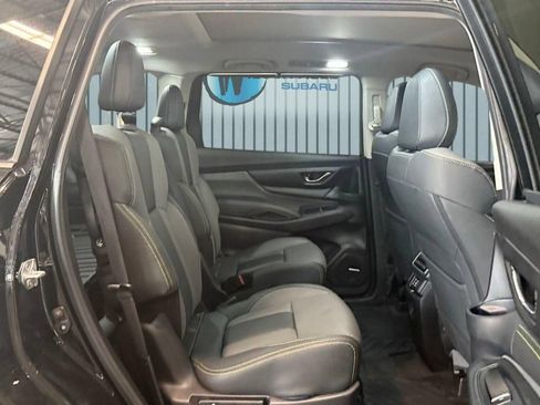 Certified 2023 Subaru Ascent Onyx Edition Limited w/ Popular Package - Onyx AWD/4WD image 7
