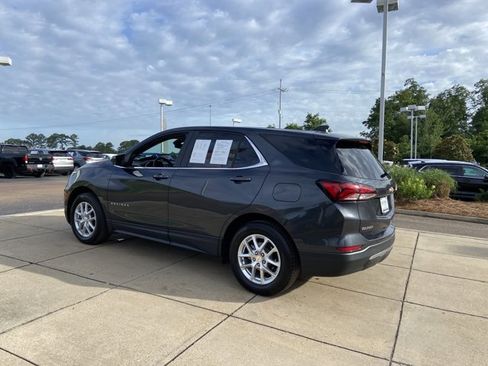 Used 2023 Chevrolet Equinox LT FWD image 8