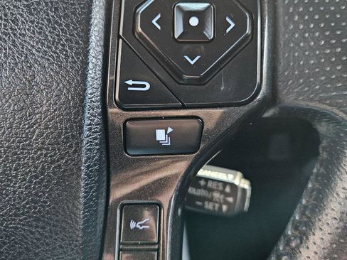 Used 2021 Toyota 4Runner TRD Off-Road Premium image 18