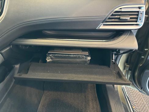 Used 2022 Subaru Outback Limited image 32