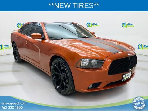 Used 2011 Dodge Charger Rallye image 3