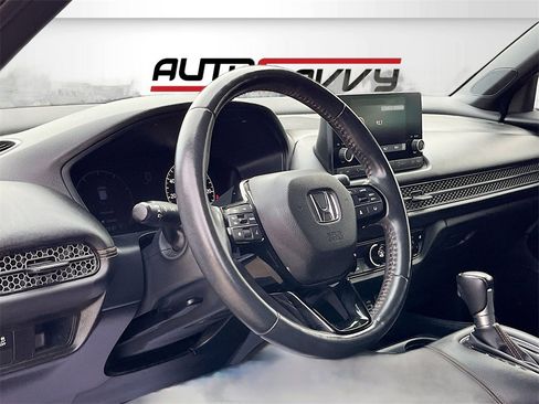 Used 2023 Honda HR-V Sport image 9