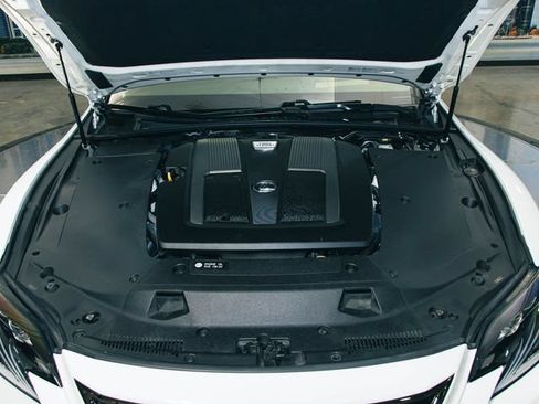 Used 2019 Lexus LS 500 F Sport w/ Accessory Package (Z2) AWD/4WD image 5
