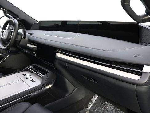 New 2026 Lincoln Navigator Reserve w/ Jet Appearance Package AWD/4WD image 15