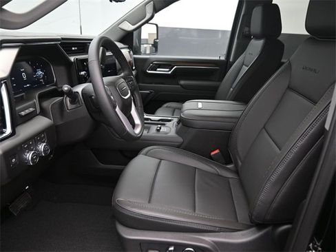 New 2026 GMC Sierra 3500 Denali w/ Denali Reserve Package image 10