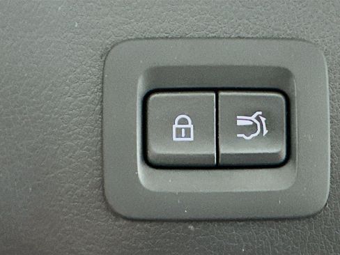 Used 2025 MAZDA CX-90 3.3 Turbo w/ Select Package image 32