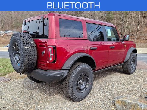 New 2025 Ford Bronco Badlands image 3