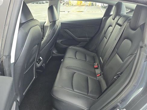 Used 2023 Tesla Model 3 Standard Range RWD image 9