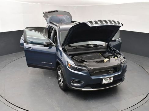 Used 2022 Jeep Cherokee Limited image 25