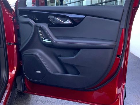 Used 2025 Chevrolet Blazer RS image 24