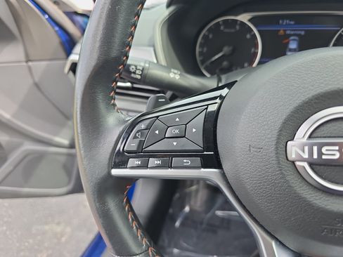 Used 2024 Nissan Altima 2.5 SR FWD image 16