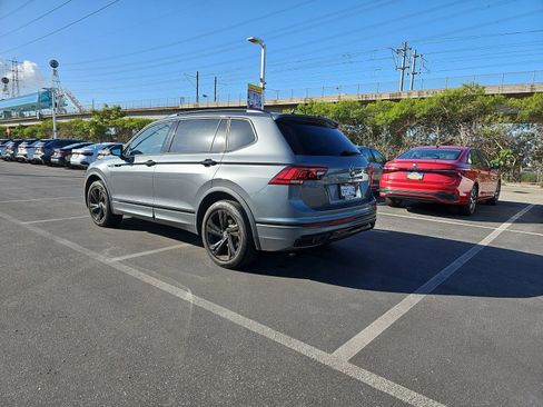 Certified 2023 Volkswagen Tiguan SE R-Line image 7