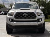 Used 2022 Toyota Tacoma TRD Sport image 2