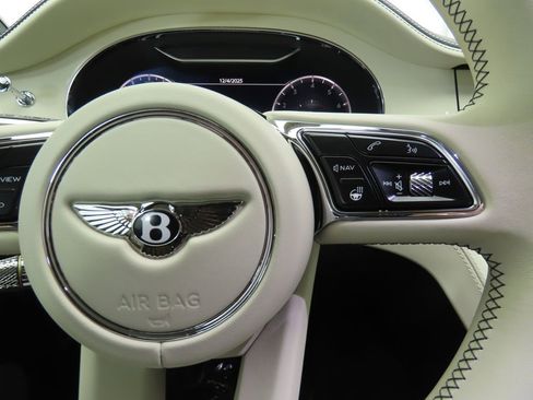 Certified 2024 Bentley Continental GT Azure image 12