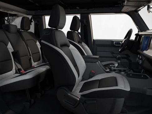 New 2025 Ford Bronco Base w/ Sasquatch Package image 31