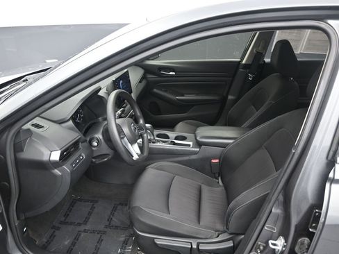 Used 2021 Nissan Altima 2.5 S image 11