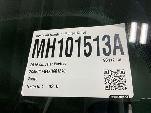 Used 2019 Chrysler Pacifica Touring Plus w/ Advanced Safetytec Group image 35