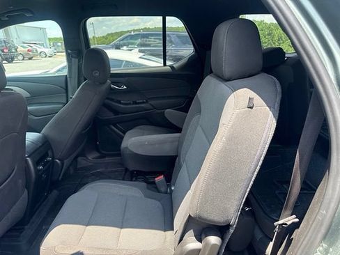 Used 2023 Chevrolet Traverse LT w/ LPO, Floor Liner Package AWD/4WD image 8