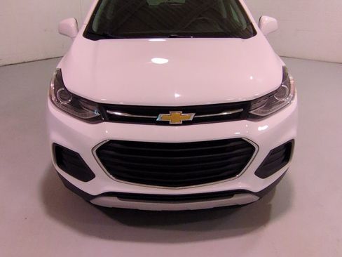Used 2019 Chevrolet Trax LT FWD image 9