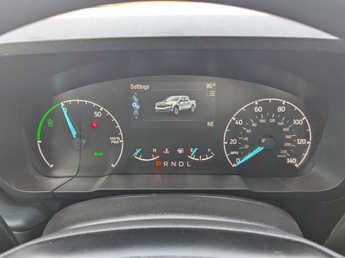 Used 2024 Ford Maverick XLT image 26