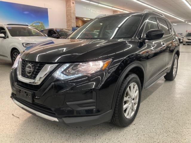 Used 2020 Nissan Rogue SV AWD/4WD image 2