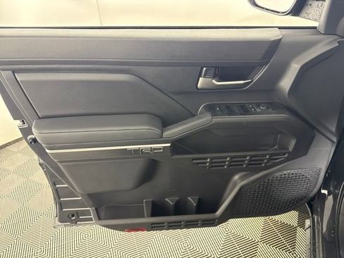 Used 2026 Toyota Tacoma TRD Sport image 19