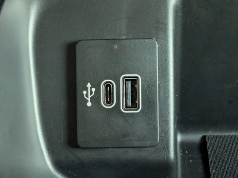 Used 2025 Ford F150 XLT w/ Equipment Group 302A MID image 31