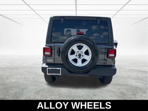 Used 2021 Jeep Wrangler Unlimited Sport AWD/4WD image 6