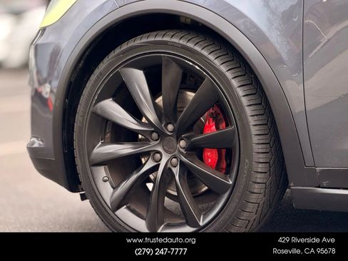 Used 2018 Tesla Model X P100D image 21