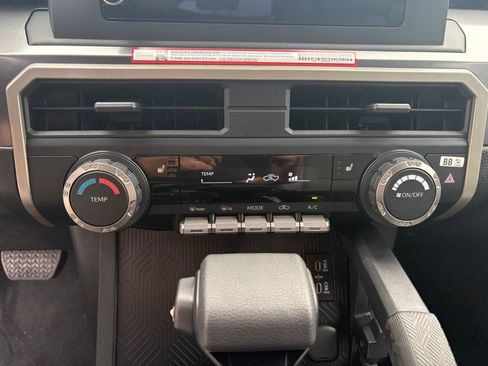 New 2026 Toyota Tacoma SR5 AWD/4WD image 25