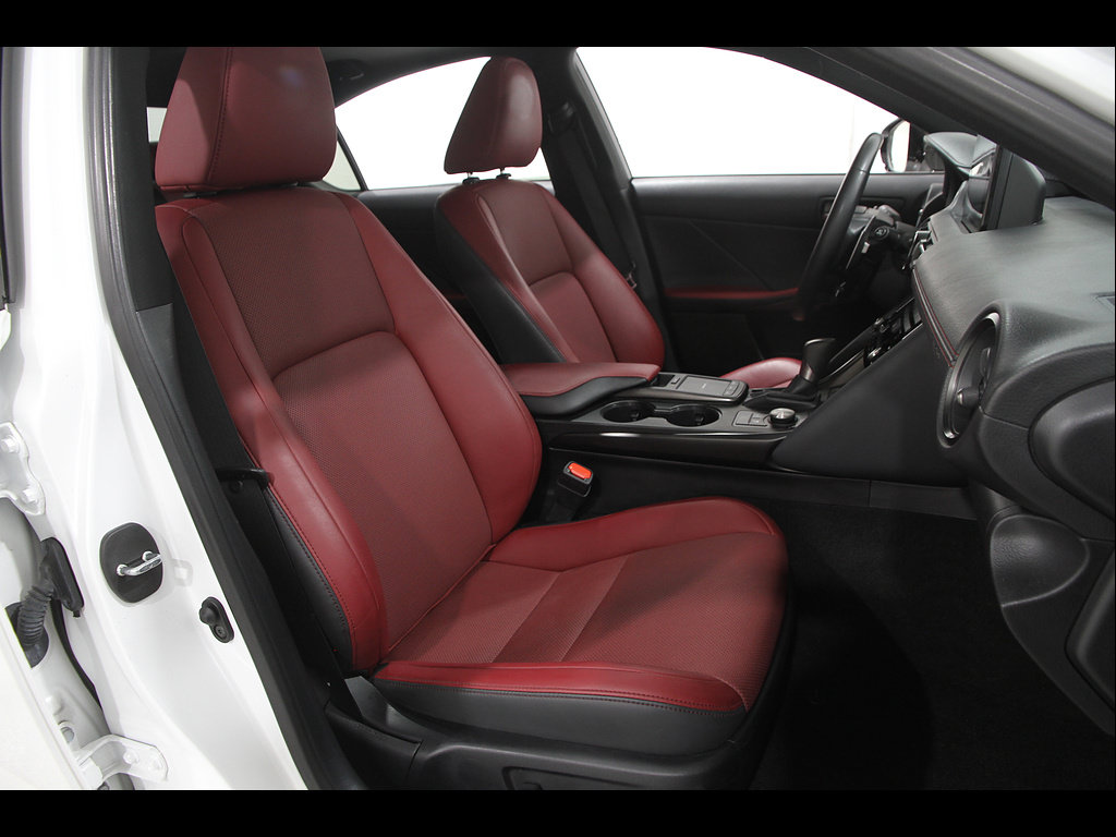 Certified 2023 Lexus IS 300 w/ Comfort Package RWD image 17