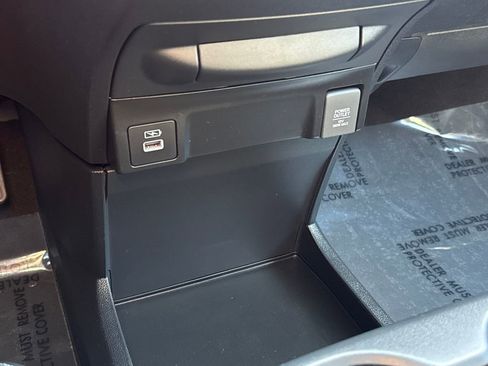 Used 2024 Honda Odyssey EX-L image 23