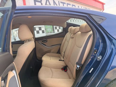 Used 2013 Hyundai Elantra GLS FWD image 19