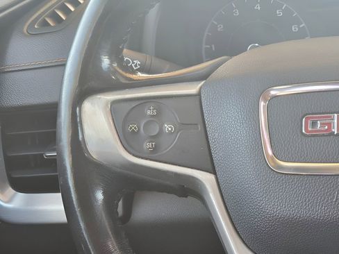 Used 2018 GMC Terrain SLE FWD image 6