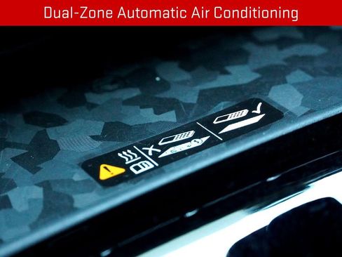 Used 2024 GMC Canyon AT4 w/ AT4 Premium Package image 36