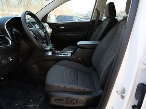 Used 2024 Chevrolet Equinox LT image 13