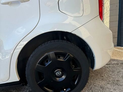 Used 2010 Scion xB image 13