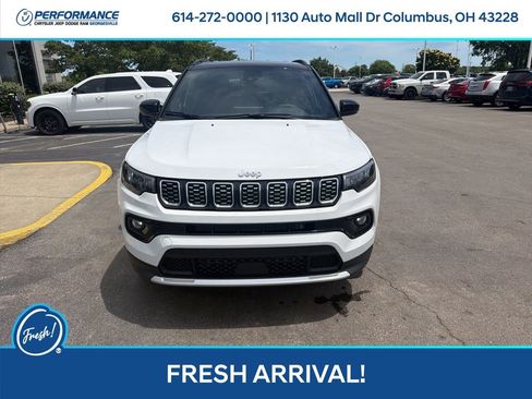 Used 2024 Jeep Compass Limited AWD/4WD image 8